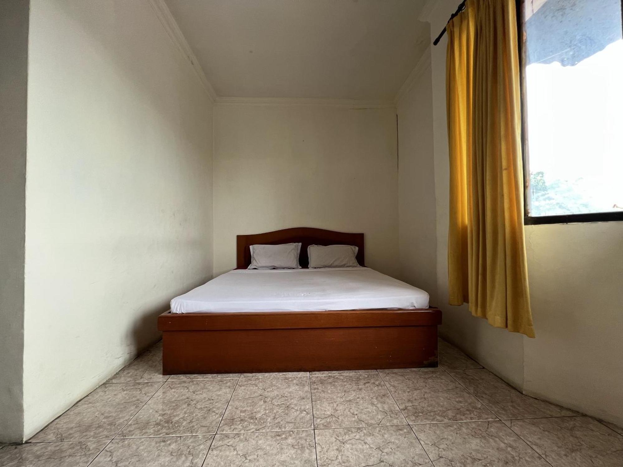 Hotel Oyo 92098 Kost Orange Syariah Makasar Zewnętrze zdjęcie